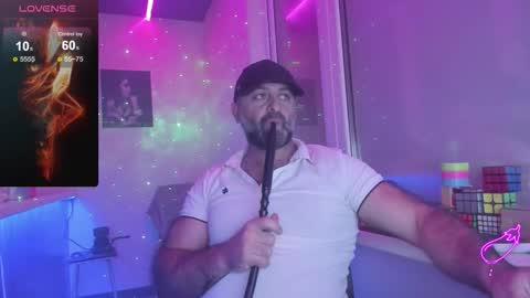 Snapshot of magabear chatting on 24, 10, 2025 Magabear online show from 24, 10, 2025