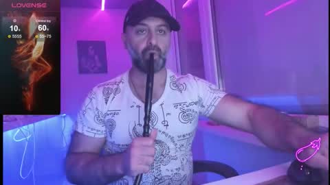 Snapshot of magabear chatting on 14, 11, 2025 Magabear online show from 14, 11, 2025