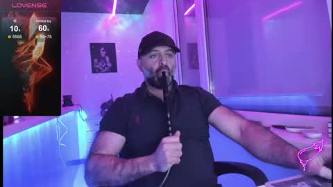 Snapshot of magabear chatting on 21, 11, 2025 Magabear online show from 21, 11, 2025