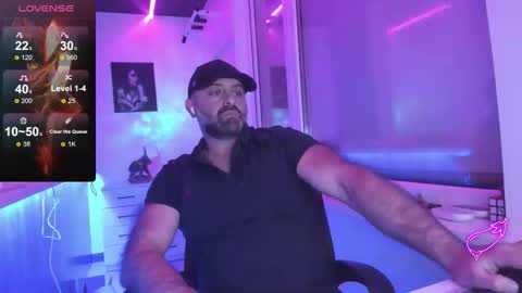 Snapshot of magabear chatting on 25, 11, 2025 Magabear online show from 25, 11, 2025