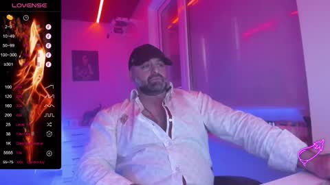 Snapshot of magabear chatting on 15, 2, 2026 Magabear online show from 15, 2, 2026