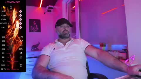 Snapshot of magabear chatting on 23, 4, 2026 Magabear online show from 23, 4, 2026