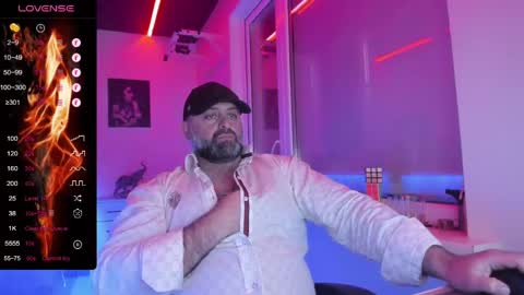 Snapshot of magabear chatting on 4, 5, 2026 Magabear online show from 4, 5, 2026