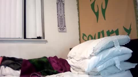 magdalena_805 online show from 12, 2, 2025