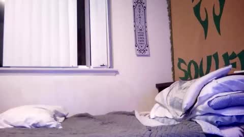 magdalena_805 online show from 24, 2, 2025