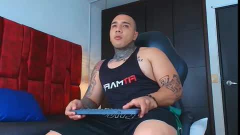 Snapshot of magic_clayton chatting on 19, 10, 2025 Magic online show from 19, 10, 2025