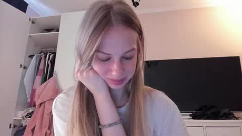 Alice  online show from 22, 2, 2025