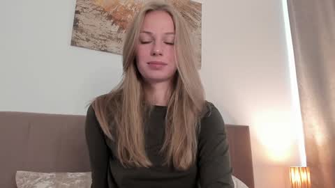 Alice  online show from 23, 9, 2025