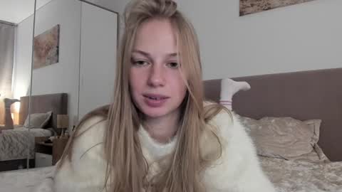 Alice  online show from 24, 10, 2025