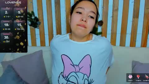 Snapshot of magic_lee chatting on 15, 12, 2024 Agata online show from 15, 12, 2024