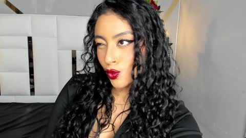 Snapshot of magic_marg chatting on 6, 1, 2025 Marge online show from 6, 1, 2025