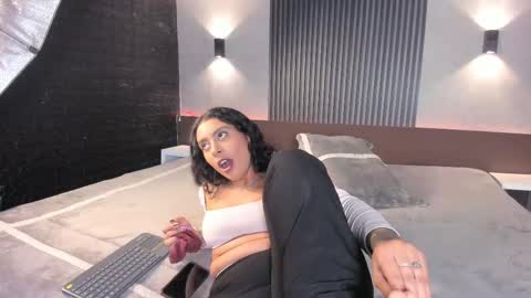 Snapshot of magic_marg chatting on 18, 9, 2025 Marge online show from 18, 9, 2025