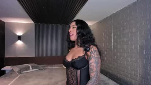 Snapshot of magic_marg chatting on 14, 11, 2025 Marge online show from 14, 11, 2025