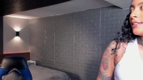 Snapshot of magic_marg chatting on 2, 12, 2025 Marge online show from 2, 12, 2025