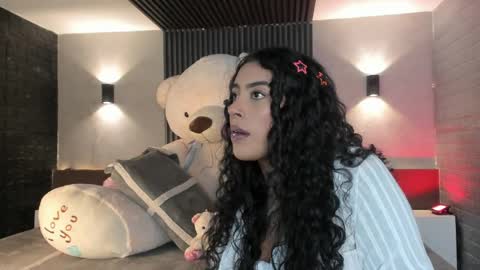 Snapshot of magic_marg chatting on 6, 4, 2026 Marge online show from 6, 4, 2026