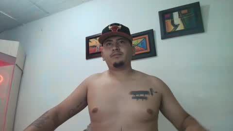 magic_milk23 online show from 14, 11, 2025