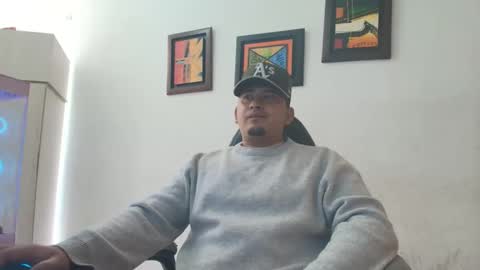 magic_milk23 online show from 14, 12, 2025