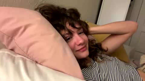 Snapshot of magicalmissmolly chatting on 6, 10, 2025 magicalmissmolly online show from 6, 10, 2025