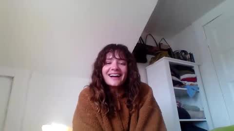 Snapshot of magicalmissmolly chatting on 20, 10, 2025 magicalmissmolly online show from 20, 10, 2025