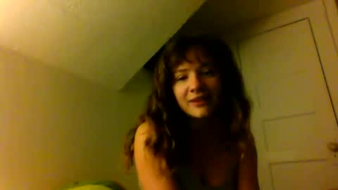 Snapshot of magicalmissmolly chatting on 16, 11, 2025 magicalmissmolly online show from 16, 11, 2025