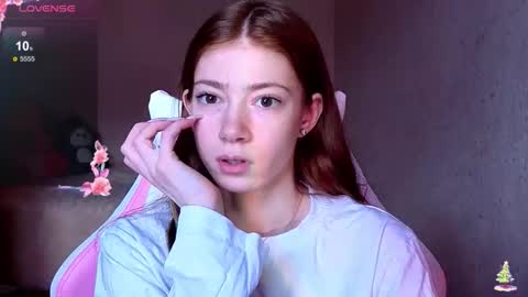 Snapshot of magicladyy chatting on 9, 4, 2026 Angel online show from 9, 4, 2026