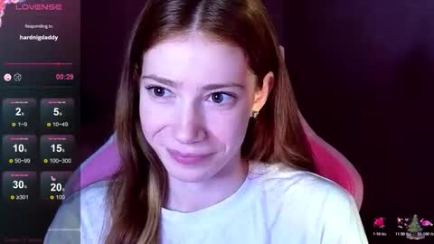 Snapshot of magicladyy chatting on 13, 4, 2026 Angel online show from 13, 4, 2026