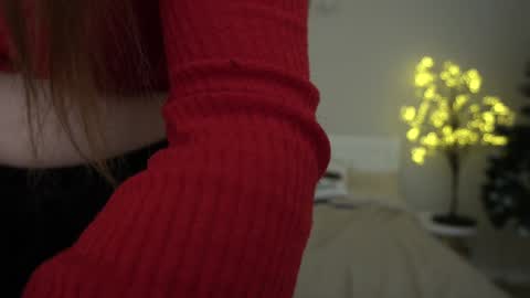 Snapshot of magicpeachhs chatting on 9, 1, 2025 Emily online show from 9, 1, 2025