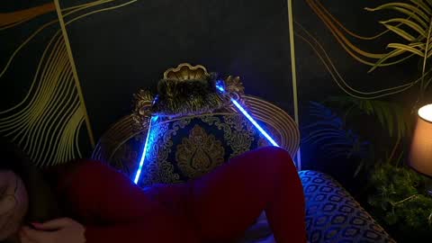 Snapshot of magicpeachhs chatting on 14, 1, 2025 Emily online show from 14, 1, 2025