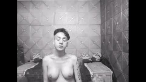 TsKaycee online show from 2, 2, 2025