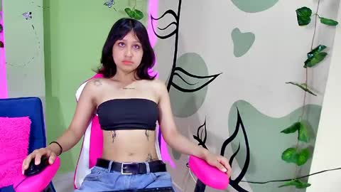 Snapshot of magie_rouse chatting on 1, 5, 2026 magie_rouse online show from 1, 5, 2026