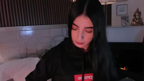 Snapshot of magieethomsonn chatting on 27, 2, 2026 Magiee online show from 27, 2, 2026