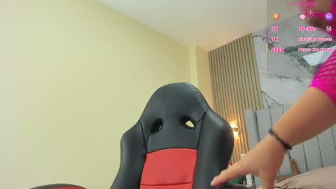 Snapshot of magievans1 chatting on 27, 5, 2026 magievans1 online show from 27, 5, 2026