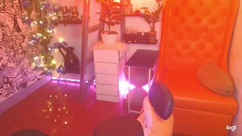 Snapshot of magnificentlydevilqueen chatting on 14, 3, 2026 MagnificentlyDEVILQueen online show from 14, 3, 2026