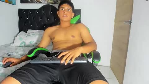 M A G N U S T online show from 14, 4, 2026