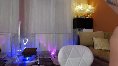 Snapshot of magyc_bri chatting on 26, 1, 2025 magyc_bri online show from 26, 1, 2025