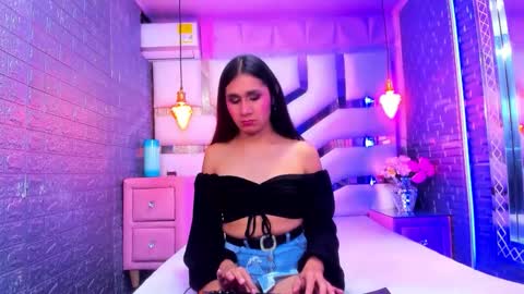 Snapshot of mahiara_hot chatting on 8, 5, 2026 mahiara hot online show from 8, 5, 2026