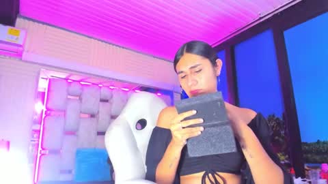 Snapshot of mahiara_hot chatting on 15, 5, 2026 mahiara hot online show from 15, 5, 2026
