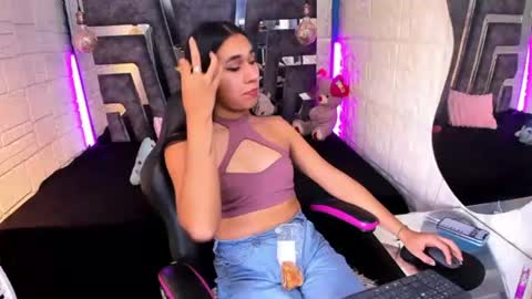 mahiara hot online show from 28, 7, 2026