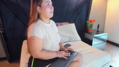 MAHIA online show from 5, 10, 2025