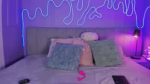 Mai online show from 6, 11, 2025