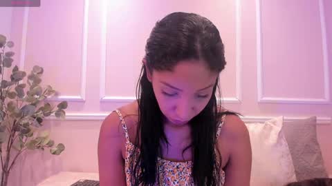 Snapshot of maia_lion chatting on 30, 4, 2026 Maia online show from 30, 4, 2026