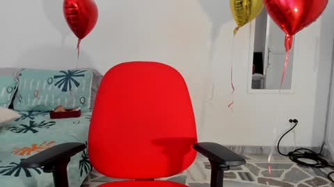 Snapshot of maia_w10 chatting on 26, 2, 2025 Maia online show from 26, 2, 2025