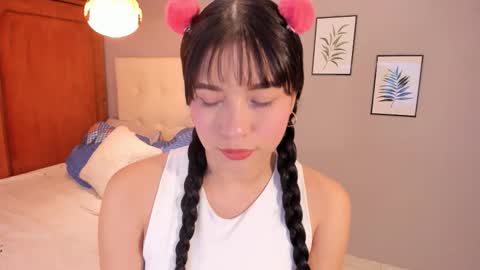 Snapshot of maia_w10 chatting on 11, 11, 2025 Maia online show from 11, 11, 2025