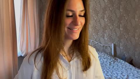 Snapshot of maiabarthe chatting on 15, 3, 2026 M I A online show from 15, 3, 2026