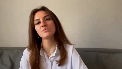 Snapshot of maiabarthe chatting on 21, 3, 2026 M I A online show from 21, 3, 2026