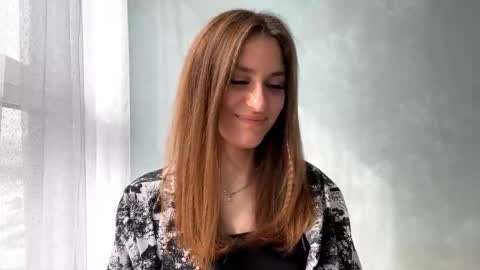 Snapshot of maiabarthe chatting on 27, 3, 2026 M I A online show from 27, 3, 2026