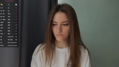 Snapshot of maiabarthe chatting on 24, 4, 2026 M I A online show from 24, 4, 2026