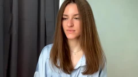 Snapshot of maiabarthe chatting on 26, 4, 2026 M I A online show from 26, 4, 2026