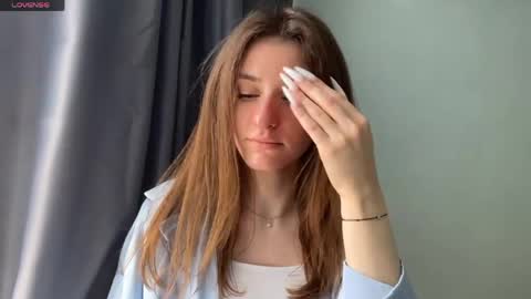 Snapshot of maiabarthe chatting on 29, 4, 2026 M I A online show from 29, 4, 2026