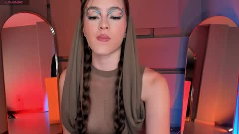  Maia  online show from 23, 10, 2025